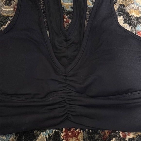 ALO Yoga Black Women's Sports Bra - Picture 2 of 4